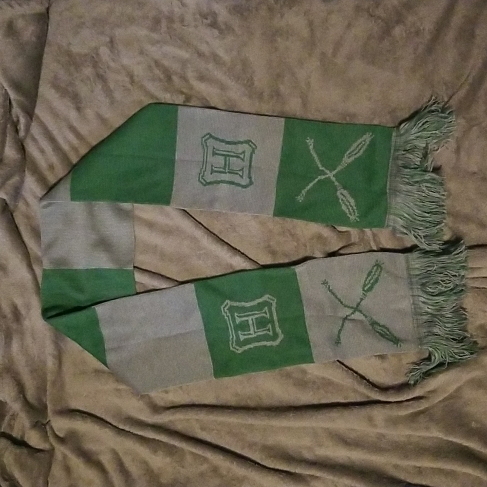 Loot Crate Exclusive Harry Potter Slytherin Hogwarts Scarf